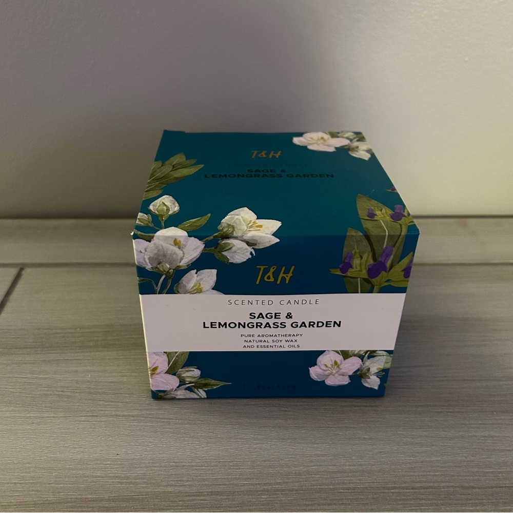 Brand New Sage & Lemongrass Candle